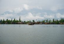 Weather in Srinagar : A Journey Through Sun, Snow, and Rain weather in srinagar